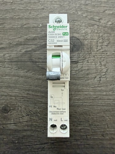 Schneider c32a a9d05832 acti9 - a9d05832,