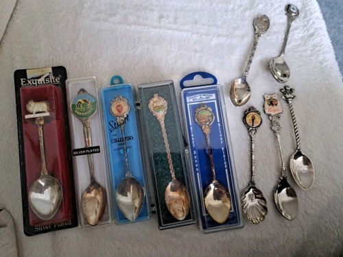 Lot vintage souvenir spoons - lot,