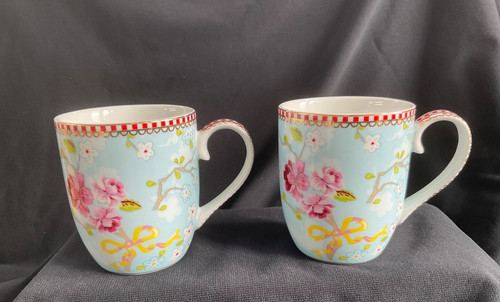 Pips studio mugs - studio,