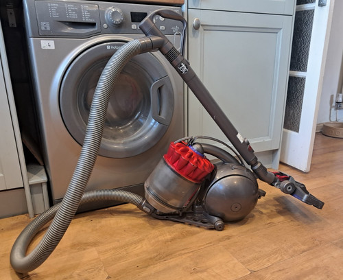 Dyson cylinder pull along - along, dc53