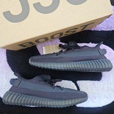 Yeezy 350 V2 “Onyx” Size