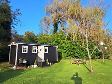 OFFGRID Shepherd Huts, Solar Powered LPG Hot Water. AirB&B, Holiday Home.
