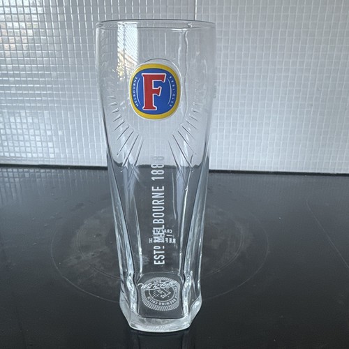 Fosters glass pint - pint, glasses