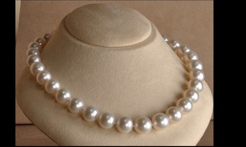 White pearl hand knotted - pearl,