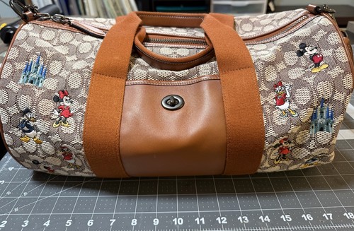 Coach disney limited edition - x,
