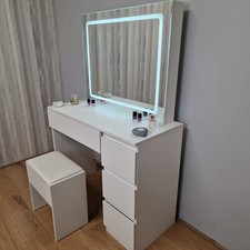Vanity Fantasy Dressing Table