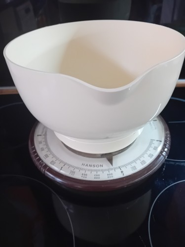 Hanson vintage kitchen scales - kitchen,