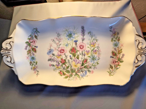 Aynsley fine bone china - fine,