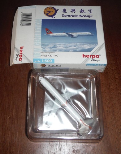 Transasia airways airbus - transasia,