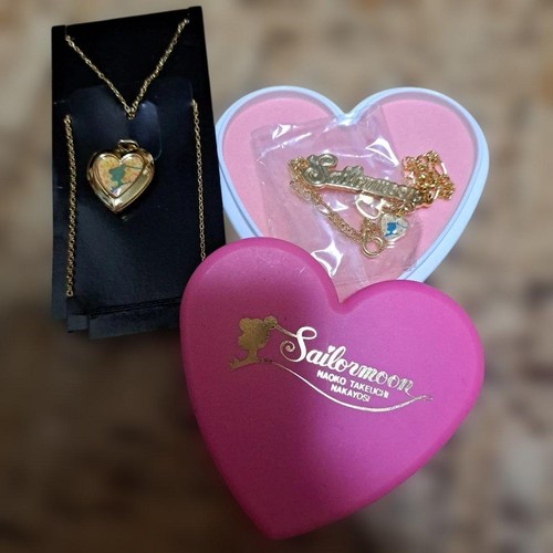 Sailor moon heart - moon, heart-shaped