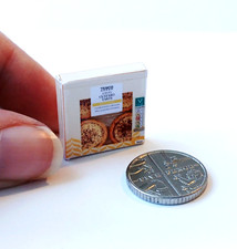 DOLLS HOUSE MINIATURE 1:12 *