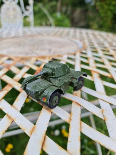 Dinky daimler armoured car - dinky,