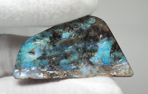 Australian boulder opal 126ct - australian,