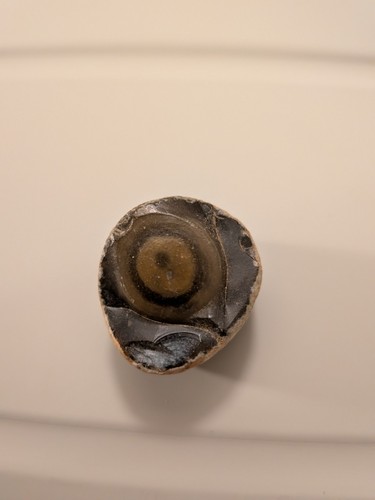 2cm collectible stone flint - collectible, stone/flint
