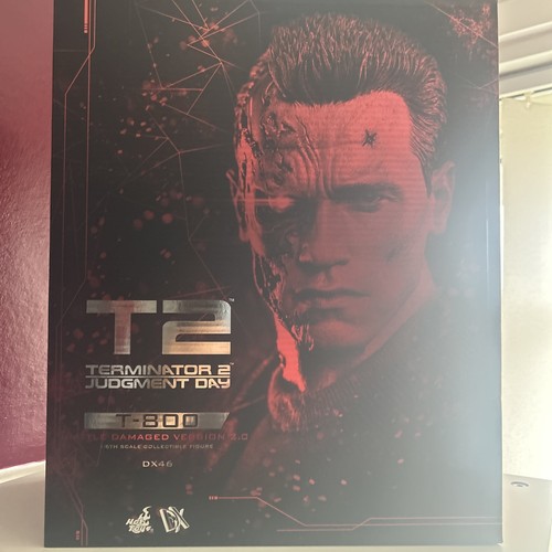 Hot toys dx46 terminator - hot, 2