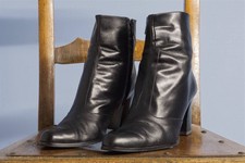 Jane Shilton ladies black