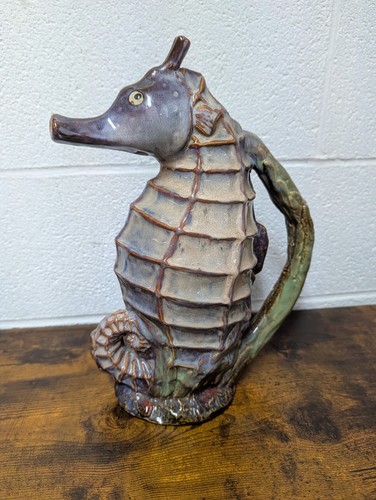 Large ceramic seahorse - large,