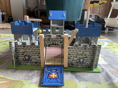 Complete toy van excalibur - le,