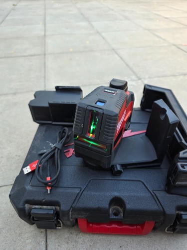 Milwaukee cllp 301c usb - milwaukee,