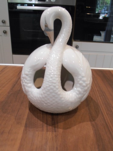 Lladro figurine 4829 swan - 4829, "swan"