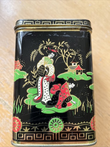 Vintage tea caddy - co,