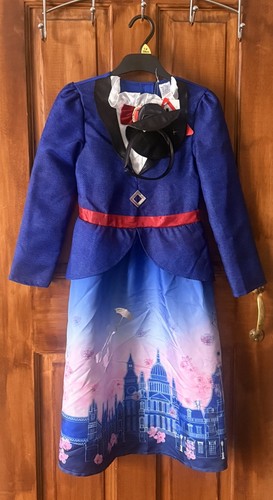 World book day mary poppins - book,