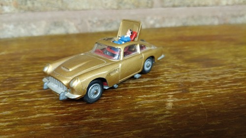 Corgi 007 james bond - corgi,