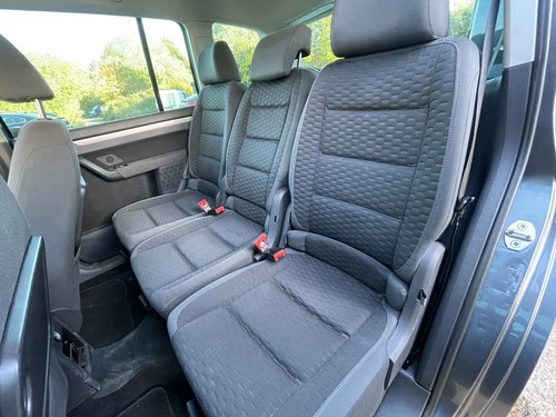 Volkswagen touran rear - rear, seats