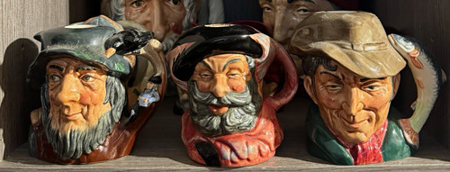 Doulton liquor jugs chips - doulton,