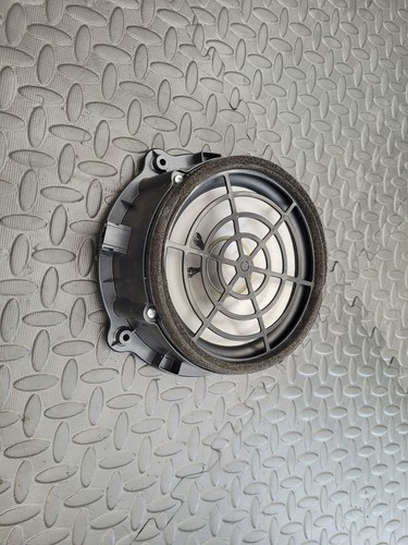 Audi bose front door - front, speaker