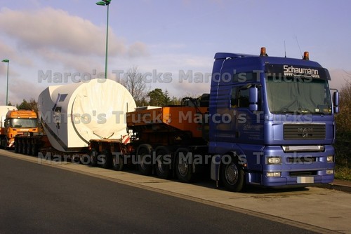 Truck photo man tga - truck,