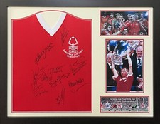 FULLY SIGNED & FRAMED NOTTINGHAM FOREST 1979 EUROPEAN CUP FINAL SHIRT PROOF COA