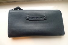 Longchamp Black Leather Zip