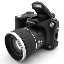 Vintage Fuji FinePix S5600 Compact Digital Bridge Camera 5MP 10x Zoom CCD RAW
