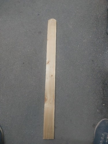 Round top fence pales - top,