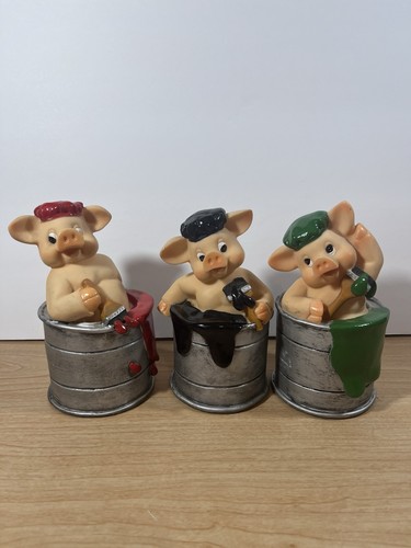 Three little pigs paint - three,