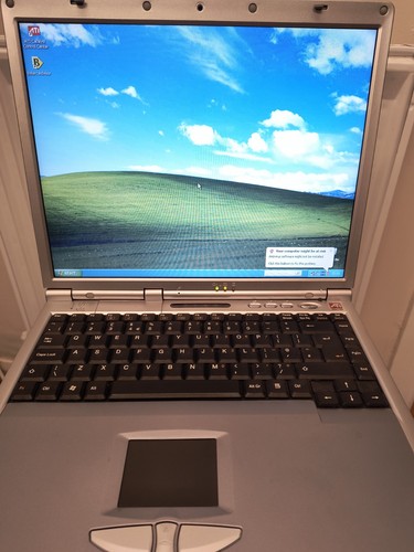 Clevo d410e rare - d410e, xp