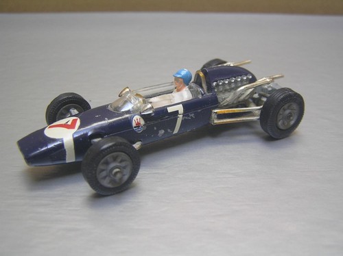Corgi toys 156 cooper - corgi, maserati