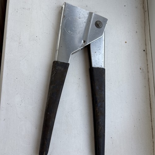 Vintage tucker pop rivet gun - tucker,