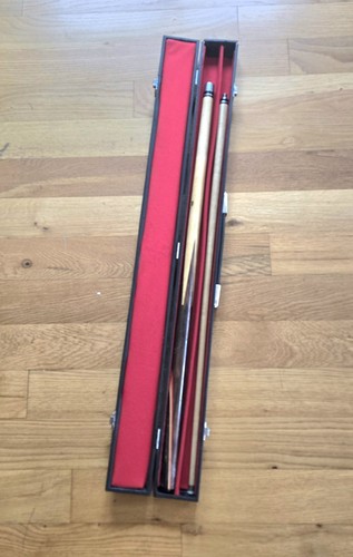 Pre owned snooker - cue, the
