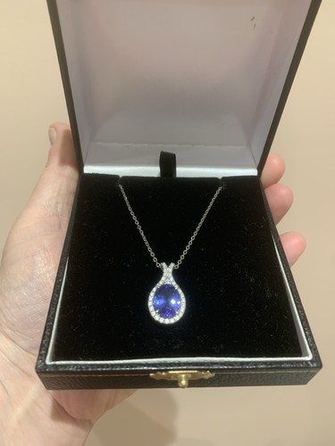Diamond tanzanite and gold - and,
