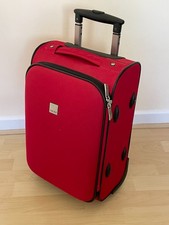 Tripp Red Wheelie Cabin Suitcase 52cm x 32cm x 24cm Excellent Condition