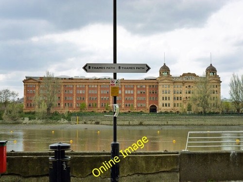 Photo 6x4 the former harrods - photo,