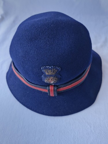 Flight attendant hat 1970s - b,