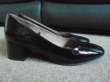 Ladies Jana Black Low Heel