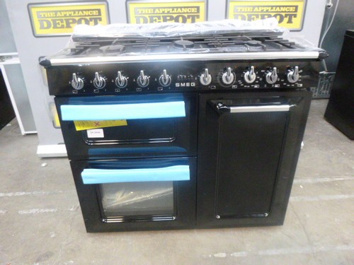 Smeg range cooker black - range,