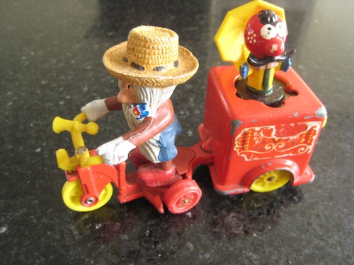 Corgi toys magic - magic, mr