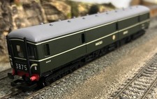 SILVER FOX / HORNBY Class 128