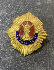 The Royal Scots Blue & Red Enamel Gold Tone Badge
