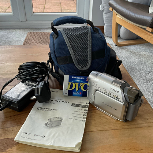 Sony handycam dcr - sony,